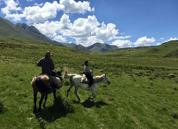 5. Langmusi les tibétains à cheval