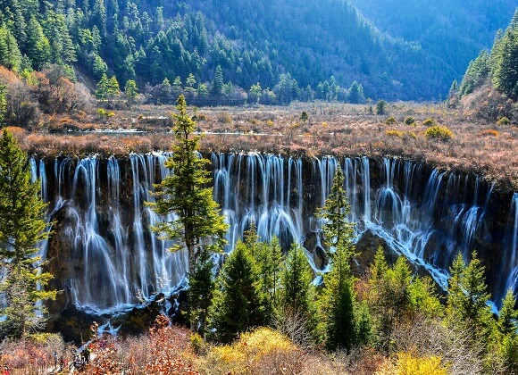 8. Jiuzhaigou